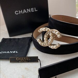 🖤 NWT Rare CHANEL Palm Beach Pearl CC  Black White Ivory Gold Suede Leather Belt